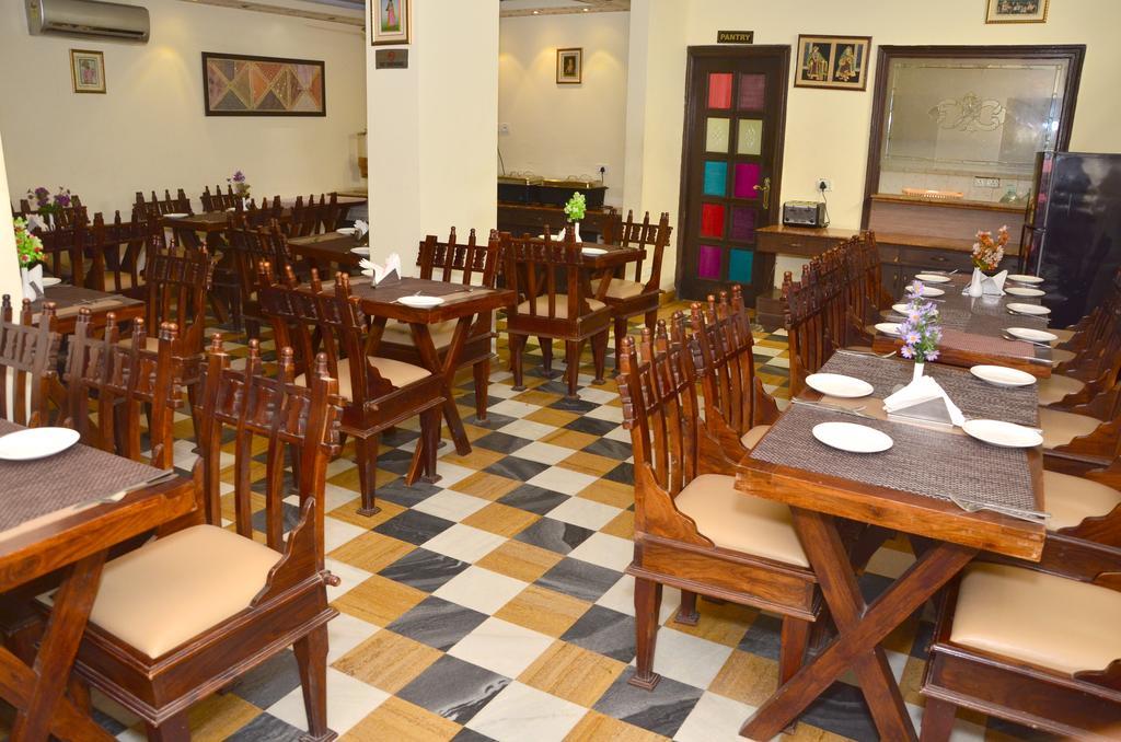 Rajputana Haveli - Jaipur Hotel Eksteriør billede