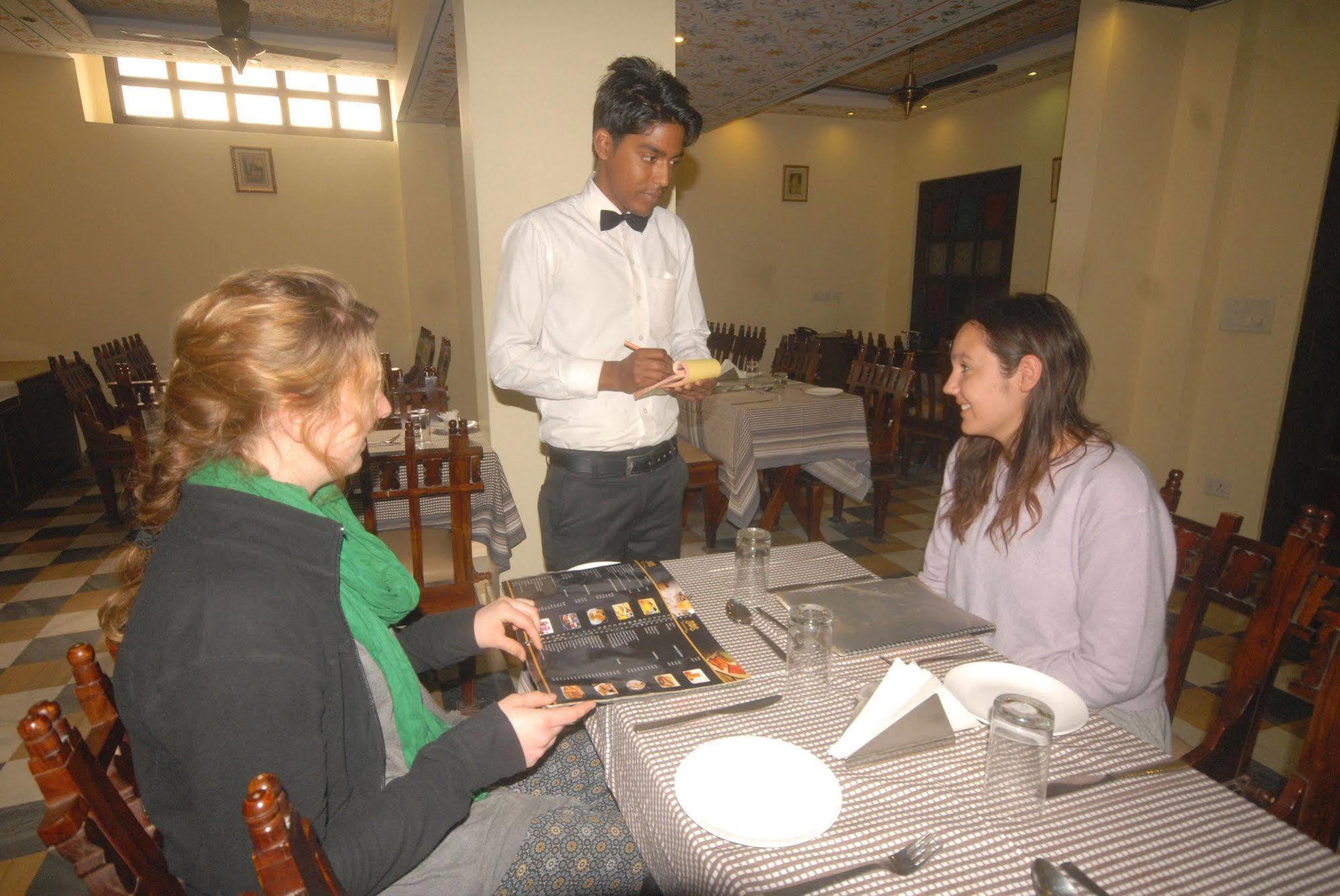 Rajputana Haveli - Jaipur Hotel Eksteriør billede